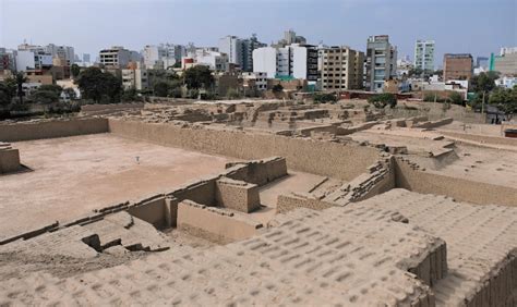 Lima Peru Huaca Pucllana And Miraflores ~ Batnomad Archaeological