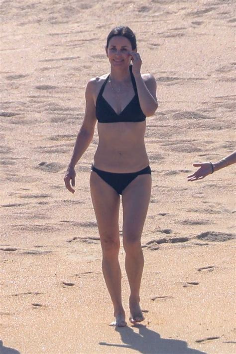 Courteney Cox In A Black Bikini On The Beach In Cabo San Lucas Celebsla