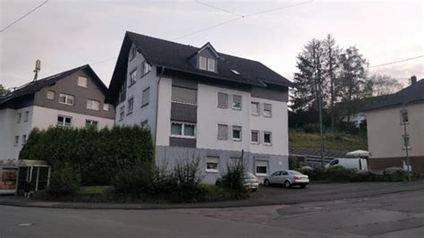 315 € 75 m² 3 zimmer. Möblierte Wohnung in Siegen-Geisweid mit Bad und ...