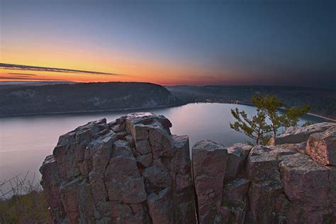 Sunrise From The West Bluff Devils Lake State Park Wisconsin