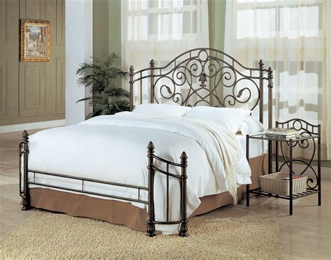 Beckley Queen Iron Bed From Coaster Coleman Furniture