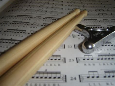 A quick, easy approach to reading drum music. Reading Drum Music | Trust Me It's Easy! - CGuide