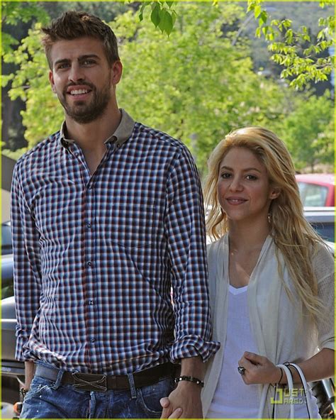 Shakira and gerard pique are one of the most popular couples in football. Shakira is Pregant: Shakira and Gerard Pique Announce News ...