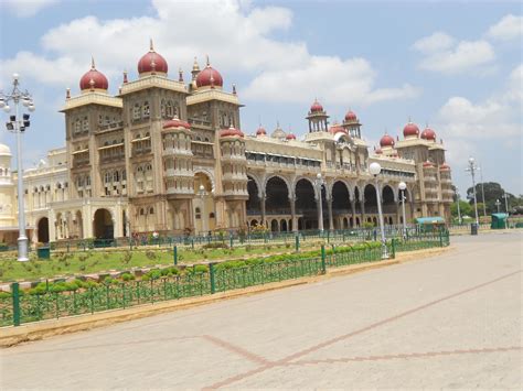 Filemaharaja Palace Mysore Wikimedia Commons