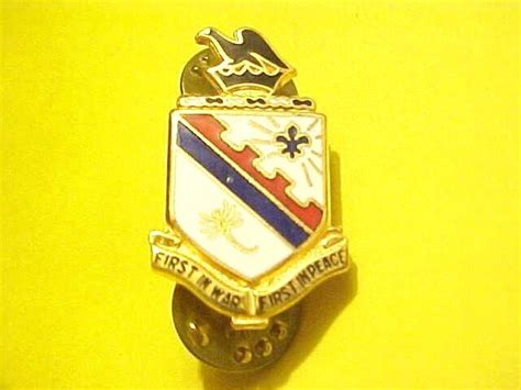 Us Military 161st Infantry Regiment Di Dui Pin Clutchback Crest Badge