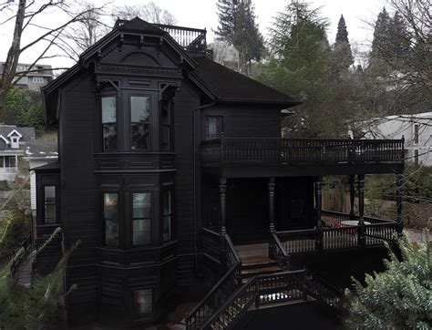Penny Black House ‘scooby Doo Victorian Remade In Portland Heights