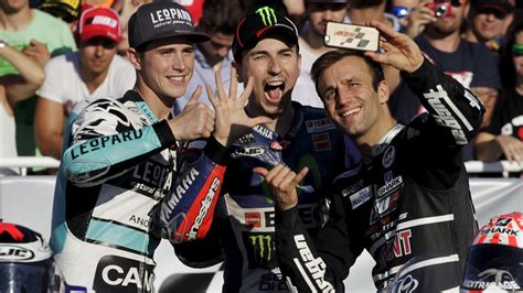 Jorge Lorenzo Claims Title With Win Despite Rossis Stunning Charge Tnt Sports