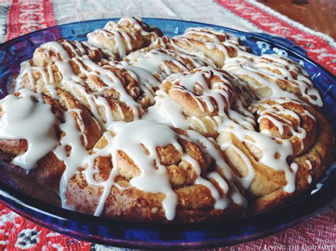 Easy Cinnamon Rolls With Cake Mix Living The Gourmet