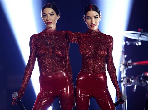 The Veronicas Perform Topless But Dont Miss Ruby Roses Reaction E Online Au
