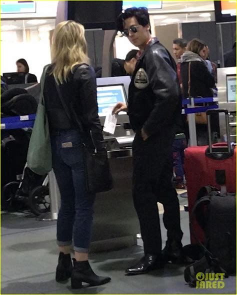 Lili Reinhart And Cole Sprouse Catch A Flight Together Photo 1115500