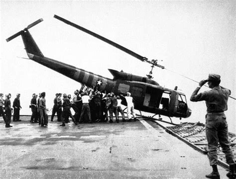 Final Flights Out Of Saigon Vietnam War Vietnam Vietnam War Photos