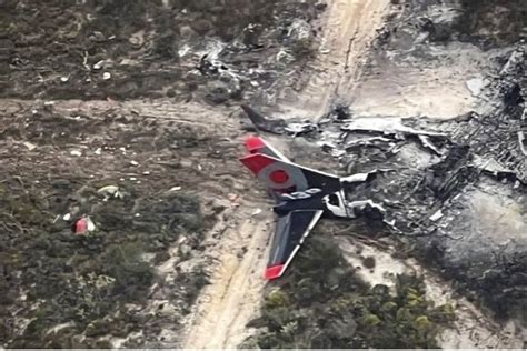 Pilots Escape Unscathed From Firebomber Crash Landing In Australia Avweb
