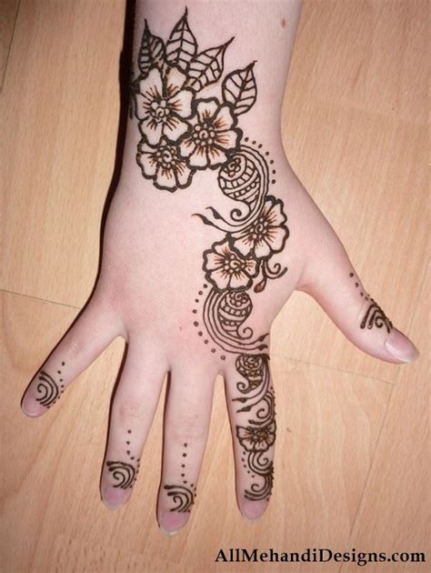 1000 Cute Mehndi Henna Designs For Kids For Small Baby