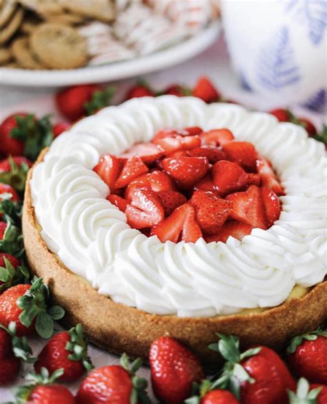 new york style cheesecake with strawberries living beautahfully new york style cheesecake