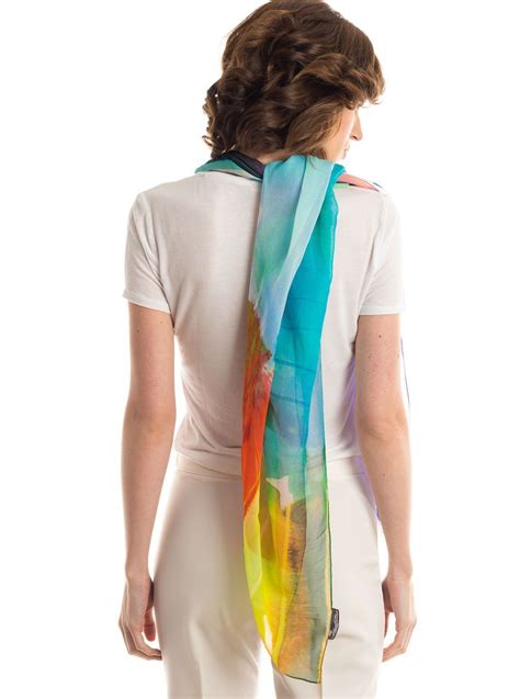 Great Styling And Really Like This Design How To Wear A Silk Scarf
