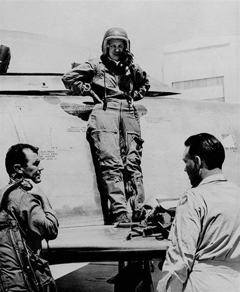 Le Pilote Entend Il Le Mur Du Son - Il a été le premier pilote à franchir le mur du son : Chuck Yeager est mort