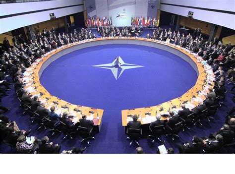 Lemo Objekt Foto Nato Gipfel In Prag