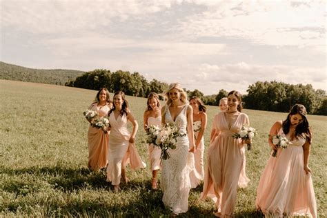 Five Easy Bridal Party Poses Cassidy Lynne