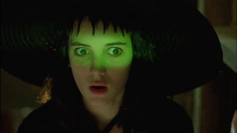 9 Lydia Deetz Moments That Prove She Was A 90s Feminist Queen