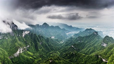 The Exotic Charm Of Zhangjiajie National Forest Park China Unusual