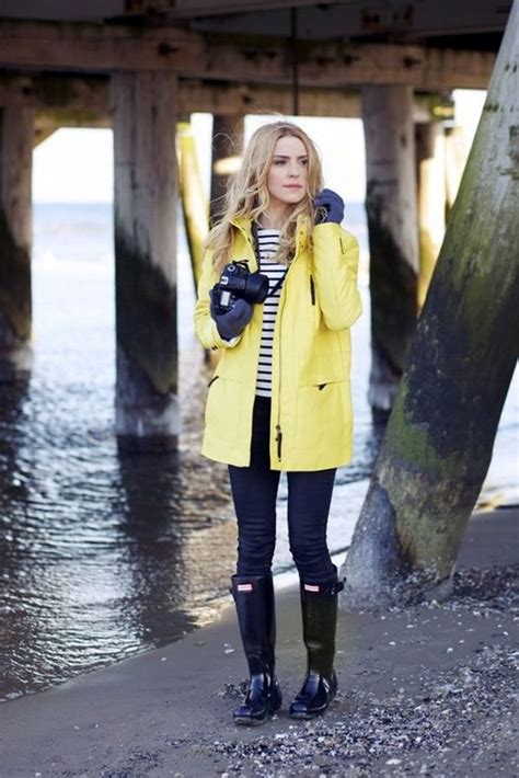 45 Cute Rainy Day Outfits To Look Fabulous Even In Monsoons