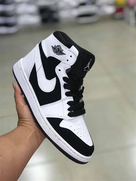 Tenis Nike Air Jordan Retro 1 Blanco Negro Meses Sin Intereses