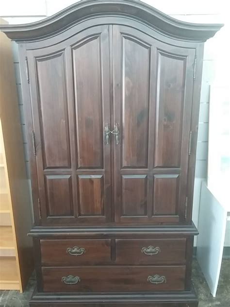 Armoire Chest Made By Ethan Allen Owned By Jan Lunsford Of Sea Mist