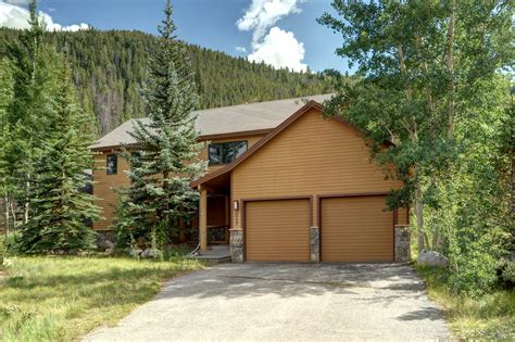 Maybe you would like to learn more about one of these? Cabin Rental with a Hot Tub in Dillon, Colorado