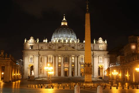 Vatican And Sistine Chapel Night Small Group Tour