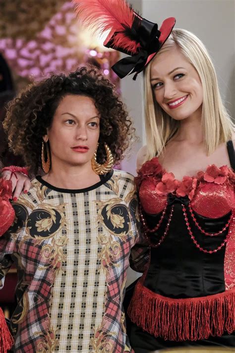 Watch 2 Broke Girls S6e12 And The Riverboat Runs Through It 2017 Online For Free The Roku