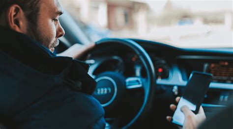 The Real Reason You Shouldnt Text While Driving Behavioral Scientist