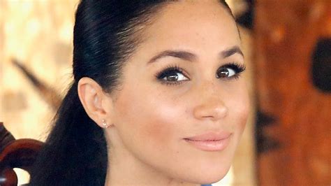 Why A Royal Expert Thinks Meghan Markle Was Lying About Her Life With