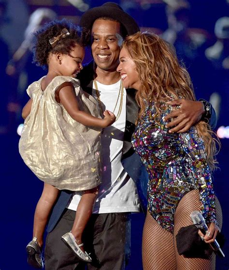 Beyoncé Pregnant With Twins Star Opens Up About Previous Miscarriage