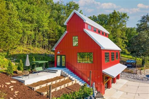 Your Complete Guide To Barndominiums Barn Style House Plans Barn