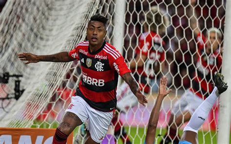 Flamengo marca nova reunião empresário de Bruno Henrique NossoFla