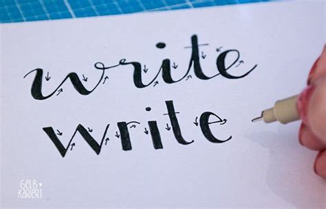 Sie können natürlich das handlettering auch selbst lernen. Ein einfaches Handlettering entwerfen für Anfänger ohne ...