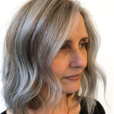 Why This Woman S Transition To Her Naturally Gray Hair Took A Year In 2020 Gray Hair Growing
