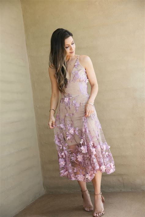 Elegant attire and formal attire are similar in wear, with only minor differences. What to Wear to a Summer Wedding - Andee Layne