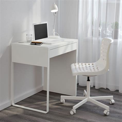 Shop for white wood bedroom furniture online at target. Desk Ideas Perfect for Small Spaces | Ikea small desk ...