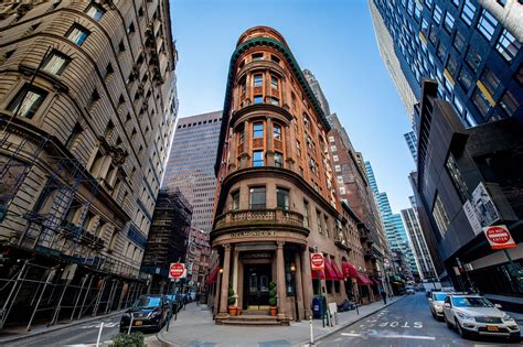 185 Year Old Nyc Eatery Delmonicos Faces Eviction
