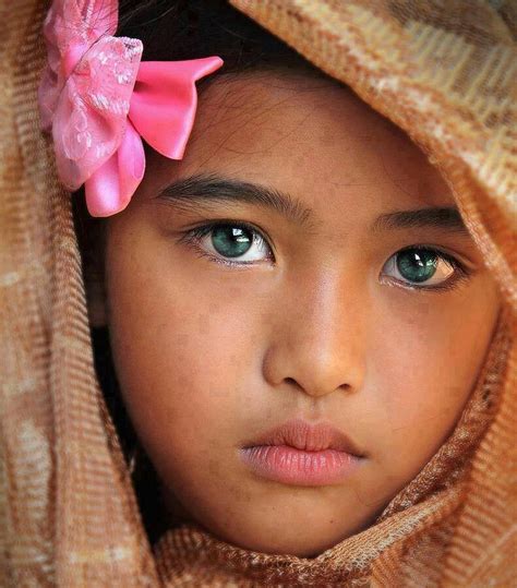 Rare Green Eyed Filipina Beautiful Children Pretty Eyes Beautiful Eyes