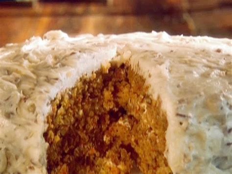 You'll find desserts, drinks, snacks and brunch recipes for the novice cook or expert chef. Paula Deen Cake Recipes: Grandma Hiers' Carrot Cake