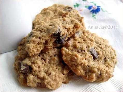 Low calorie low fat chocolate chip cookies. Diabetic Oatmeal Cookies With Chocolate Chunks and Candied Ginge | Recipe (With images ...