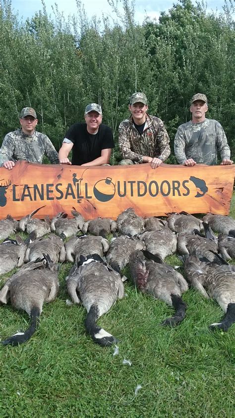 Early Season Goose Hunt Lane S Taxidermy And Guide Serivce