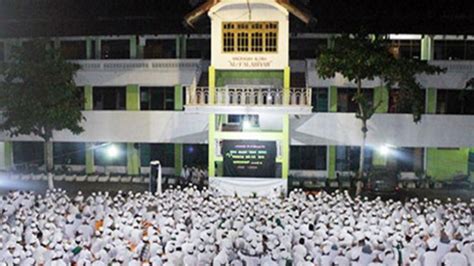 10 pesantren terbaik dan terbesar di indonesia