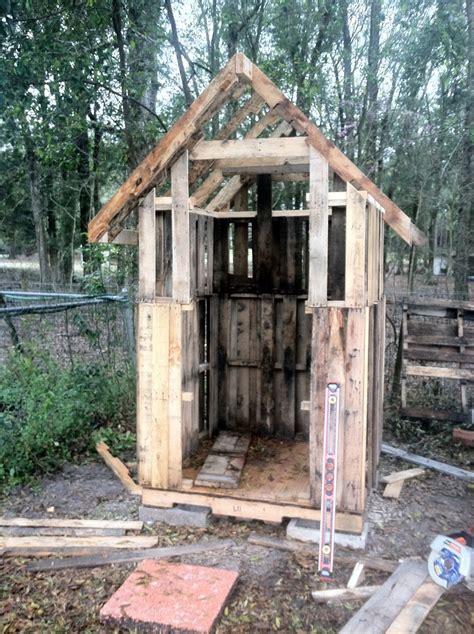 61 diy chicken coop plans & ideas that are easy to build. 29 Ways to Turn Junkyard Finds Into DIY Chicken Coops and Hen Houses