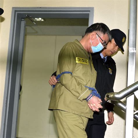 South Korean Prosecutors Seek Death Penalty For Captain Of Doomed Ferry Sewol South China