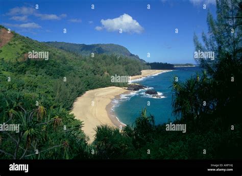 Lumahai Beach Kauai Hawaii Usa Stock Photo Alamy