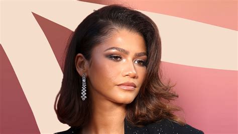 Zendaya Ditched Her Short Bob For Waist Length Waves And Nature Is