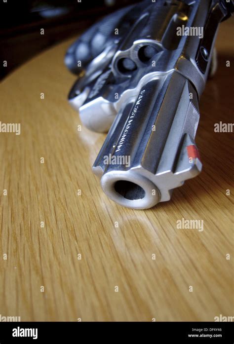 357 Magnum Revolver Stock Photo Alamy